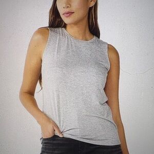 NWT Nine West Essential High Neck Tank Top Size Large